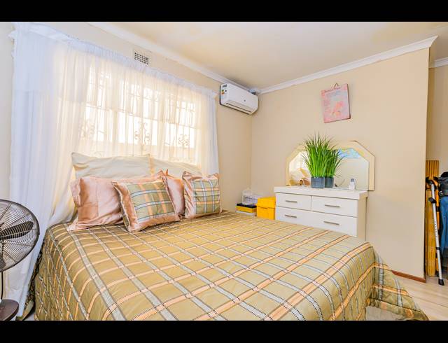 3 BEDROOM HOUSE FOR SALE IN SOUTHGATE